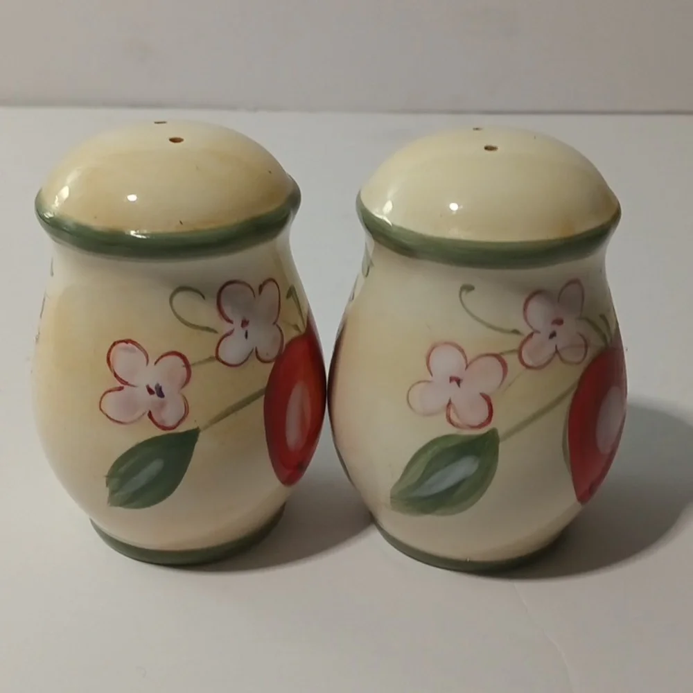 Gibson Designs “Fruit Grove” (apple & pears) salt & pepper shakers, 2004-2005